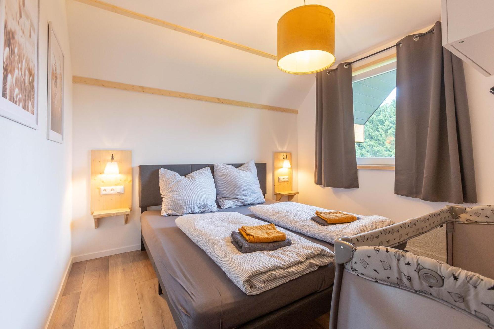 Urlaub Am Schwarzbach Mit Sauna Und Whirlpool Haus Felix Küchelscheid Exterior foto