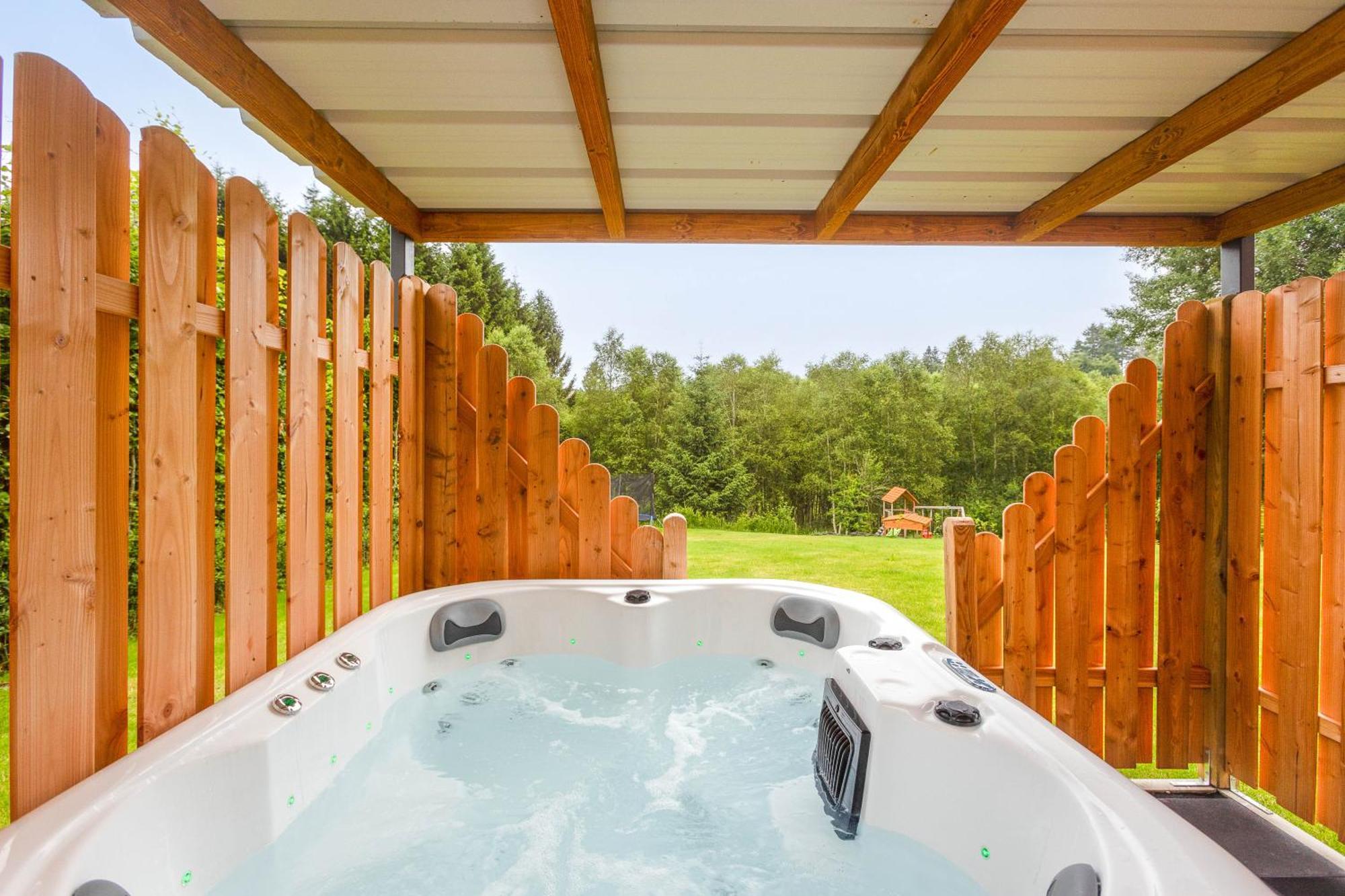 Urlaub Am Schwarzbach Mit Sauna Und Whirlpool Haus Felix Küchelscheid Exterior foto