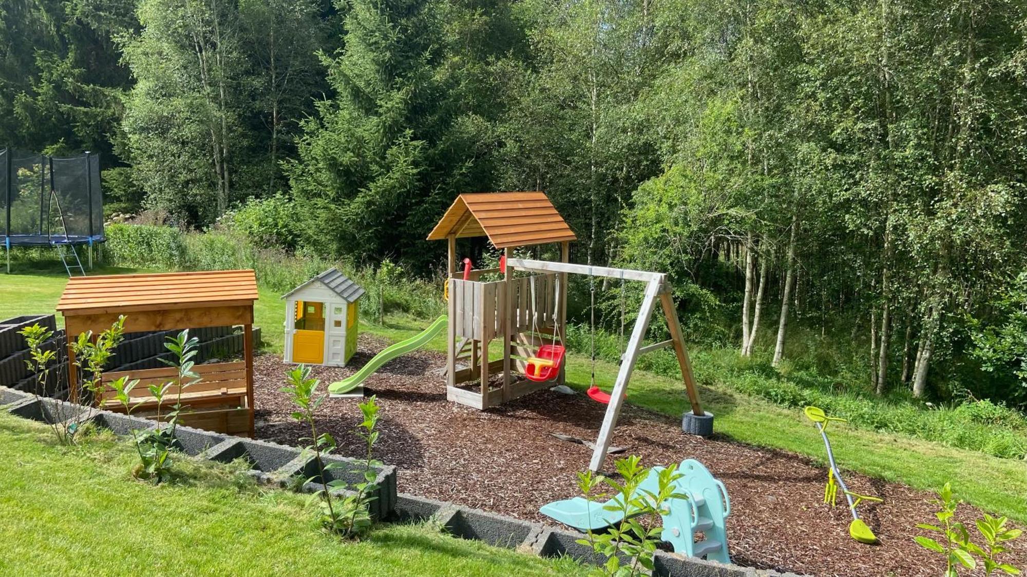 Urlaub Am Schwarzbach Mit Sauna Und Whirlpool Haus Felix Küchelscheid Exterior foto